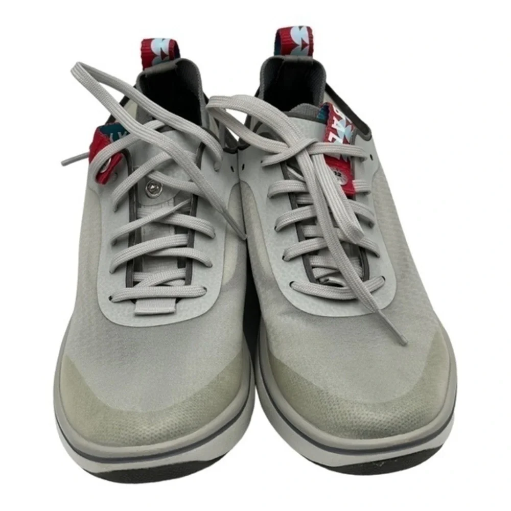 BALA Twelves Shade Gray Healthcare Washable Shoes Fluid Resistant EUC 6.5